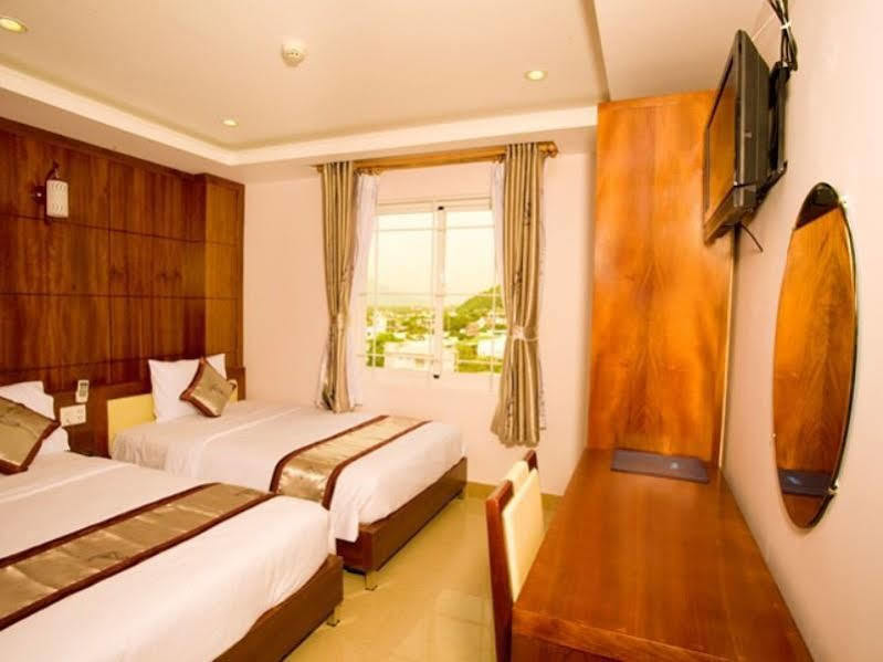 Ngoc Hong Hotel Nha Trang Zewnętrze zdjęcie